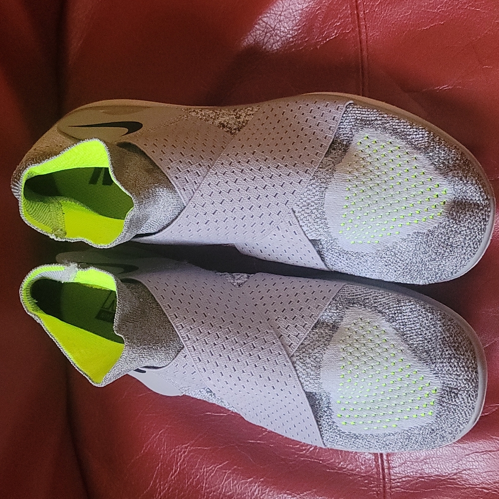 Nike run natural running free&flexible